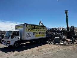 Best Attic Cleanout  in Milton, FL